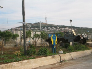 Israeli town through border